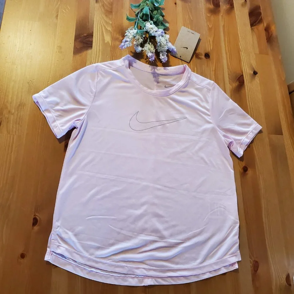 Nike Girls` Dri-FIT Shirt Short-Sleeve Top